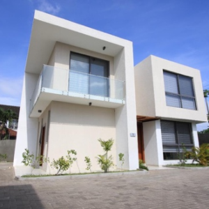 Home contemporary 4 bedroom home with bold architectural flair