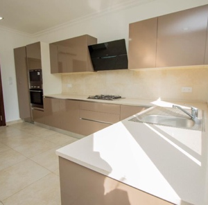 Home contemporary 4 bedroom home with bold architectural flair